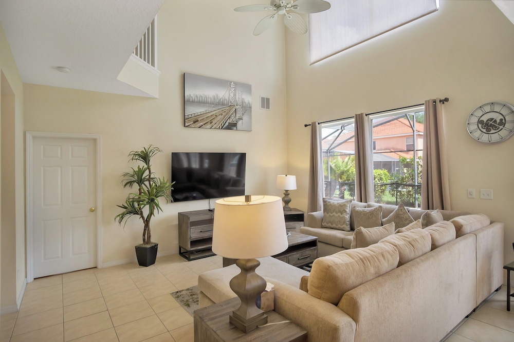 Enchanted 5BR Townhome Disney Fun Awaits