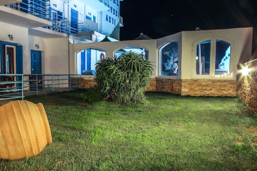 Chryssi Akti, Sure Hotel Collection by Best Western