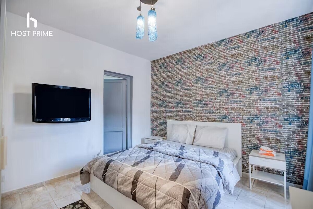 2Beds Apartment in Rehab City
