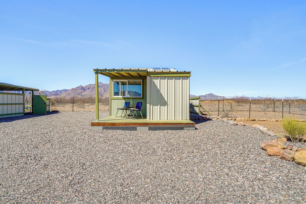 Tiny Home Studio: New Mexico Nature Retreat!