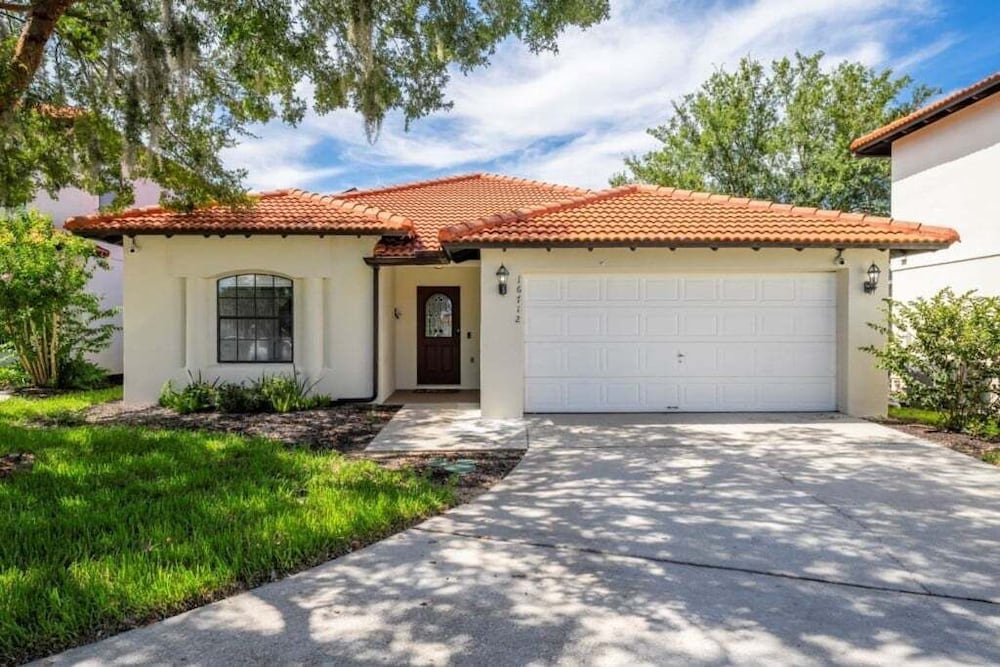 Modern 4br South Facing Pool Home Near Disney 4 Bedroom Villa