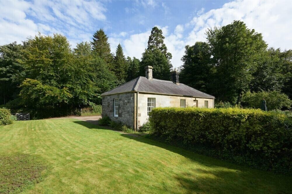 West Lodge