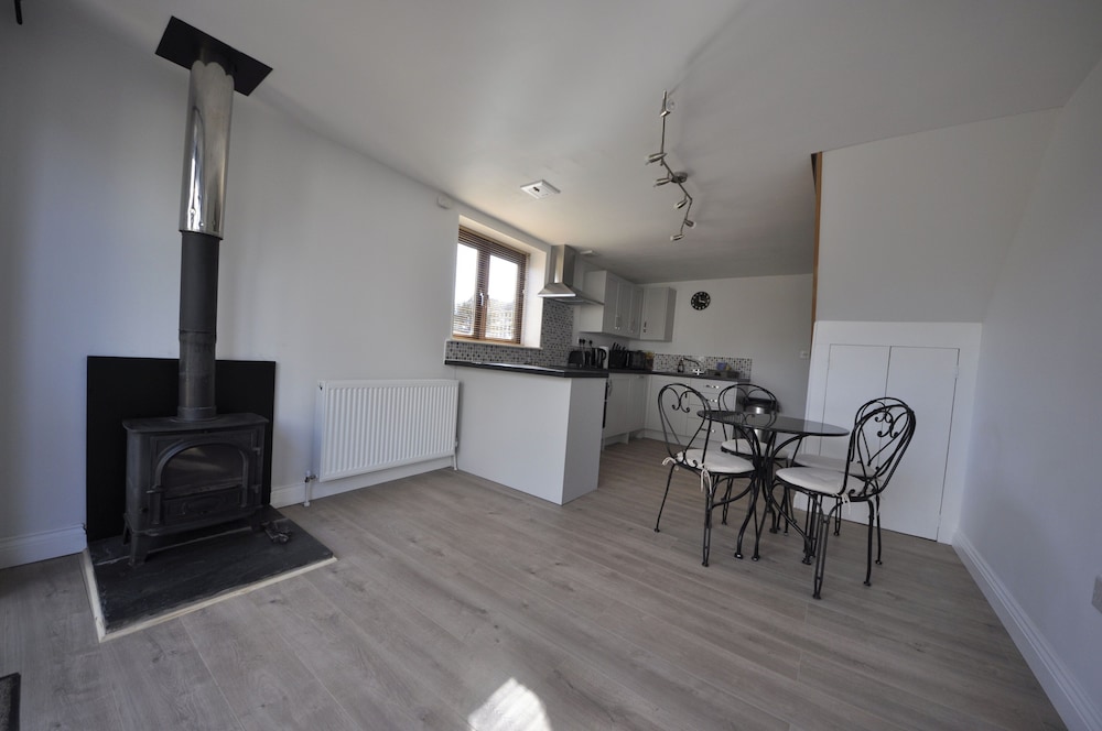 The Chalet is pet Friendly on a Farm Near Malvern