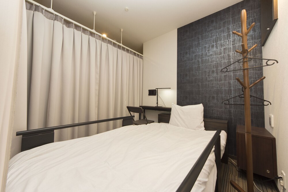 Ryoma Nishiooi I - Hostel