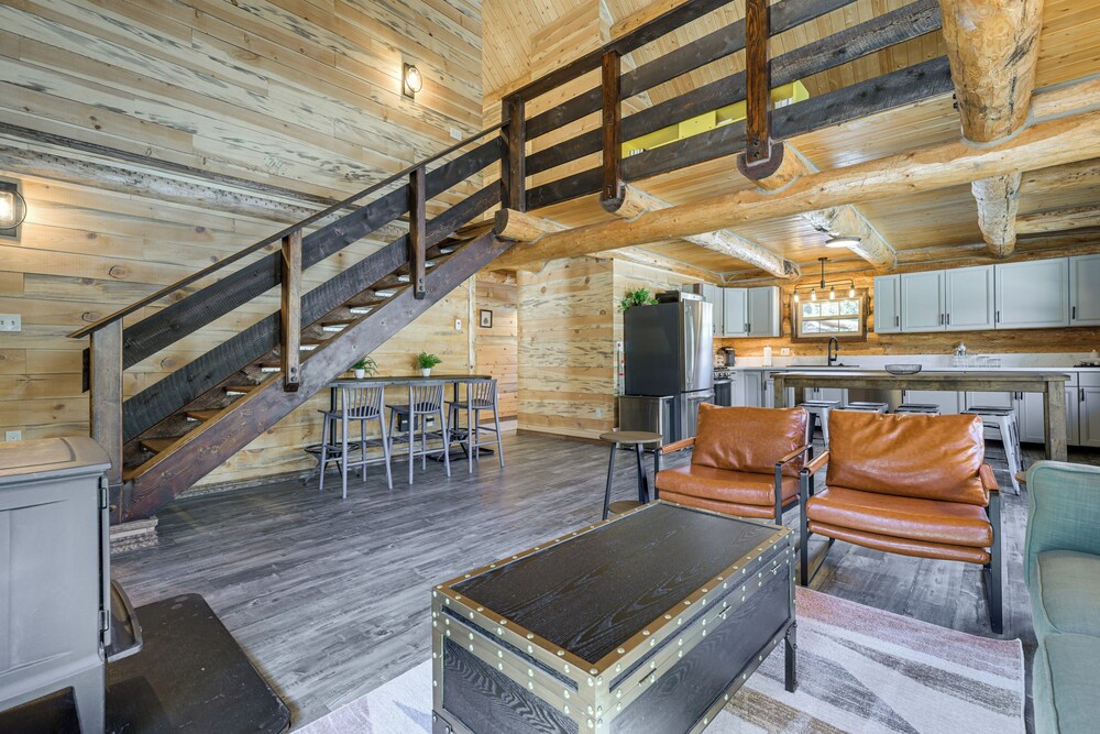 Riverfront Montana Log Cabin w/ Mountain Views! view 5