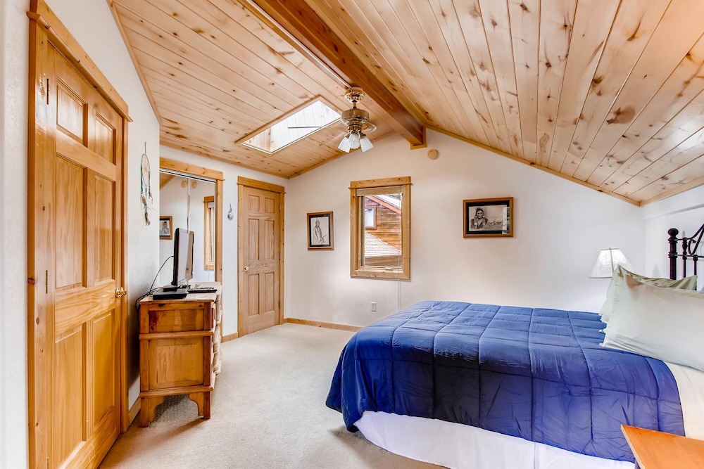 Estes Park Condos - Property Image 280