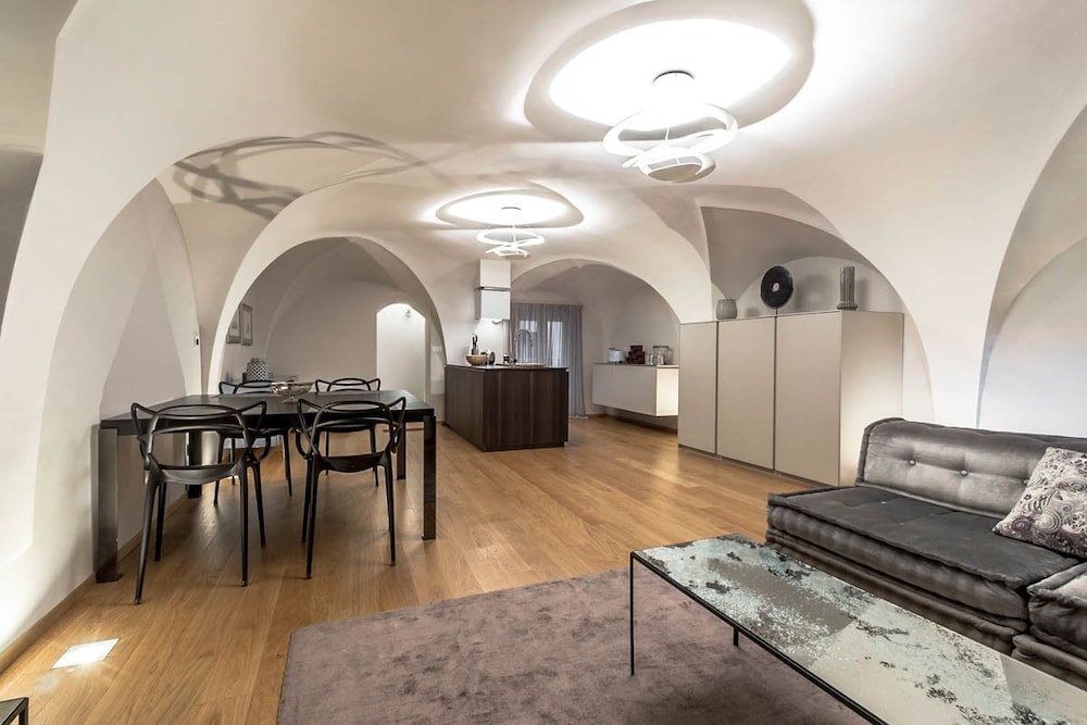 Santo Stefano Suites