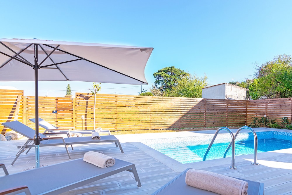Aphrodite Villa