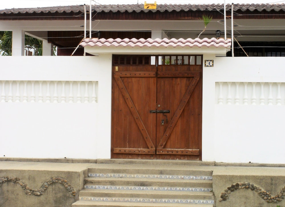 Cesar's House Salinas