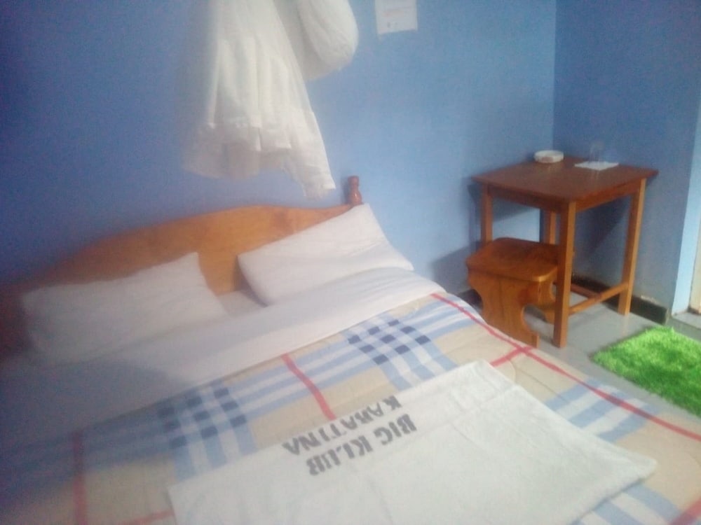 Photo 6