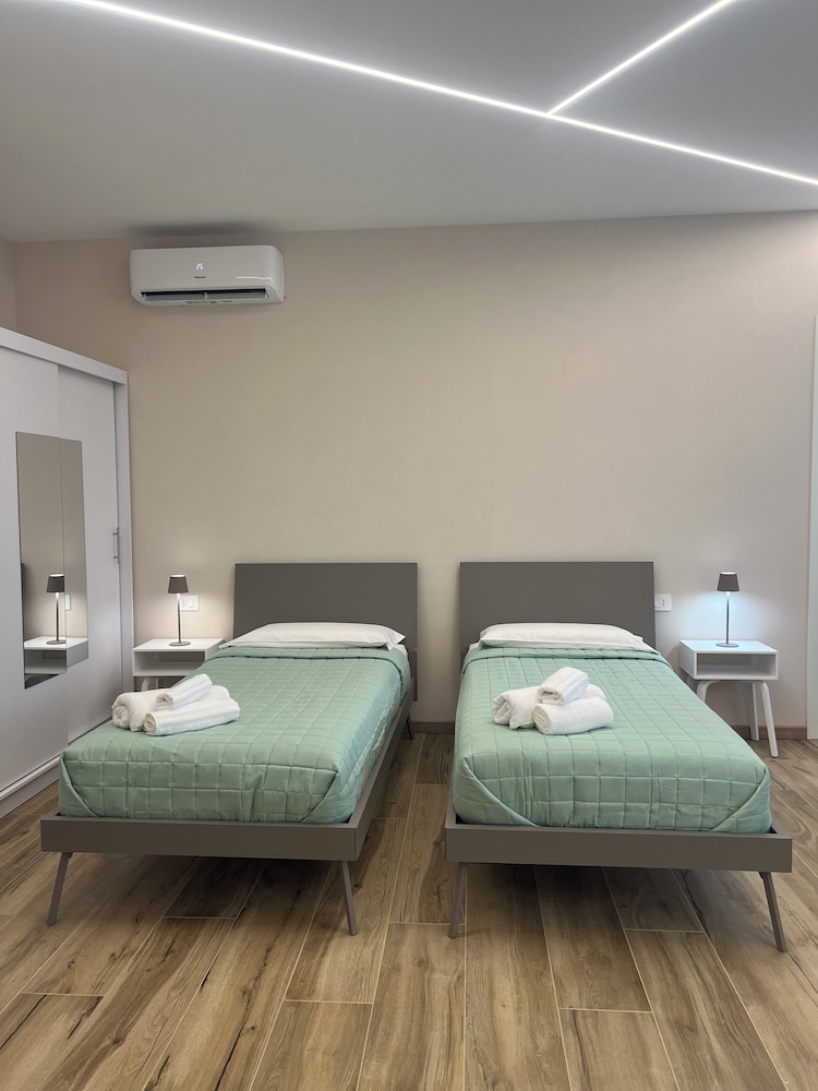 Raffaelli Suite