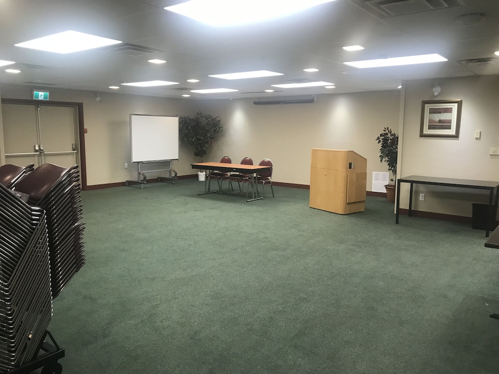 Airport Inn