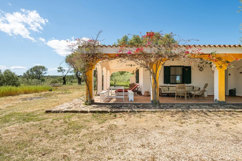 Lovely Cottage With Garden Near Orosei