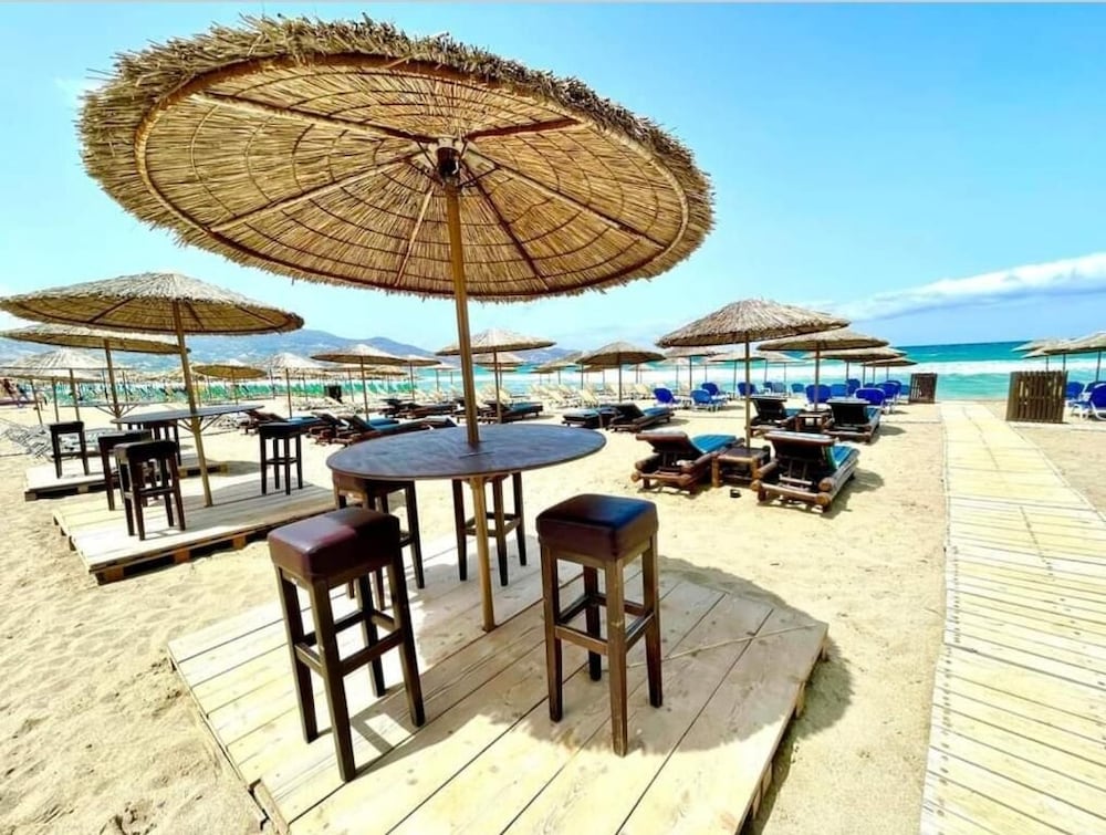 Troulis Seaside