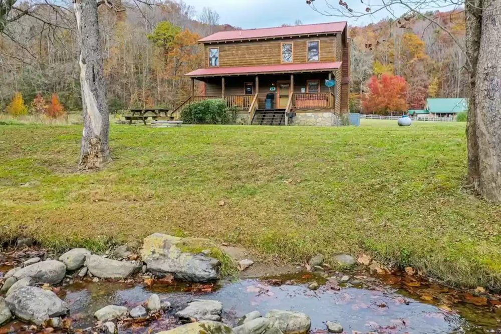 Mountain Creek #3584 by Aunt Bug's Cabin Rentals