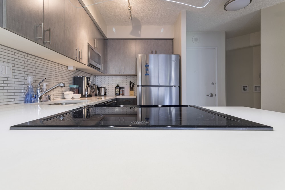 Domicile Suites at Cove