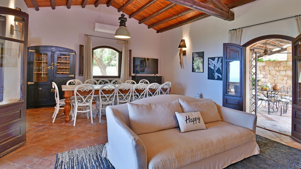 Villa Passulunara 14 view 2