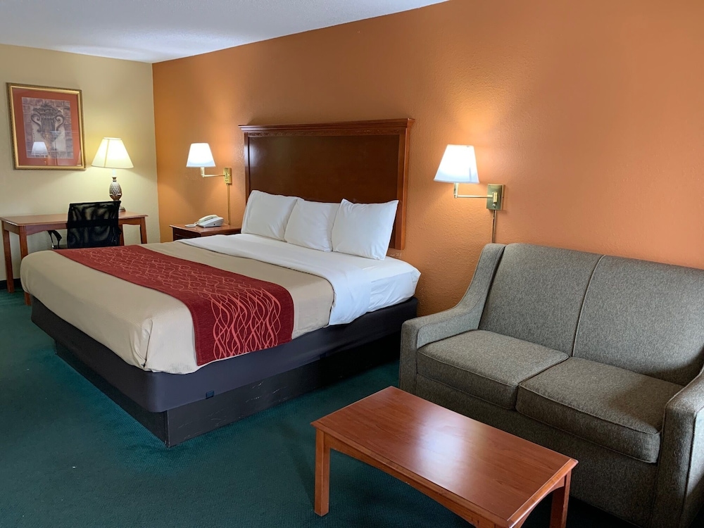 Coachman's Inn Motel view 2