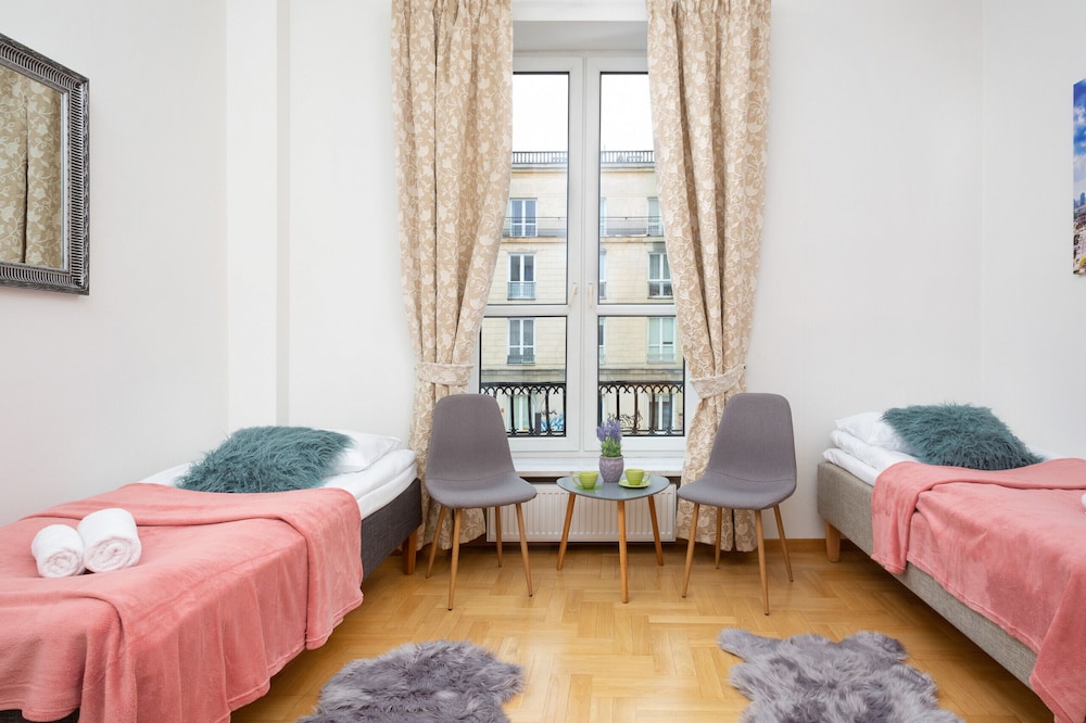 Apartment Warsaw Warecka by Renters view 5