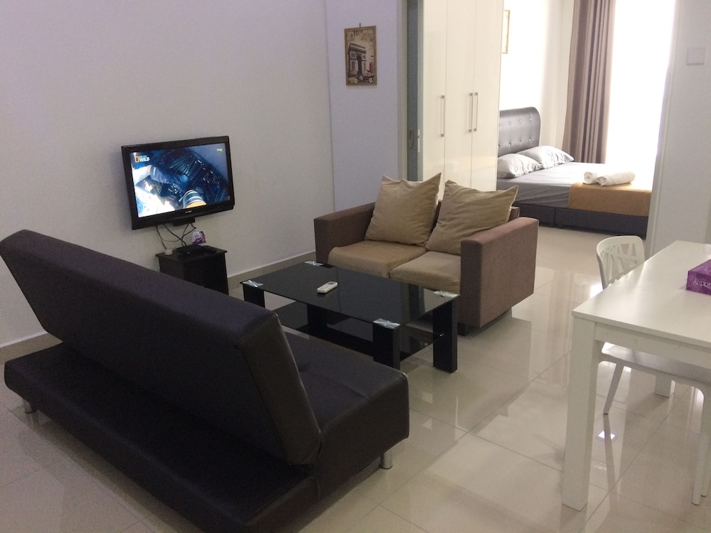 City Living with Panoramic Sea Views at Danga Bay