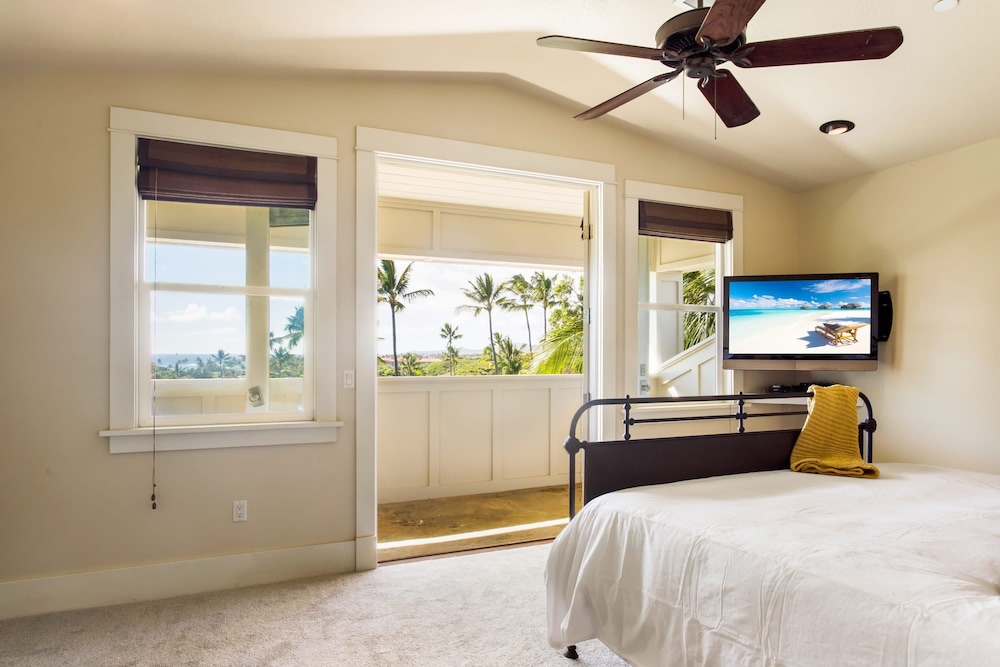 Poipu Penthouse W 2 Beaches Resort Amenities