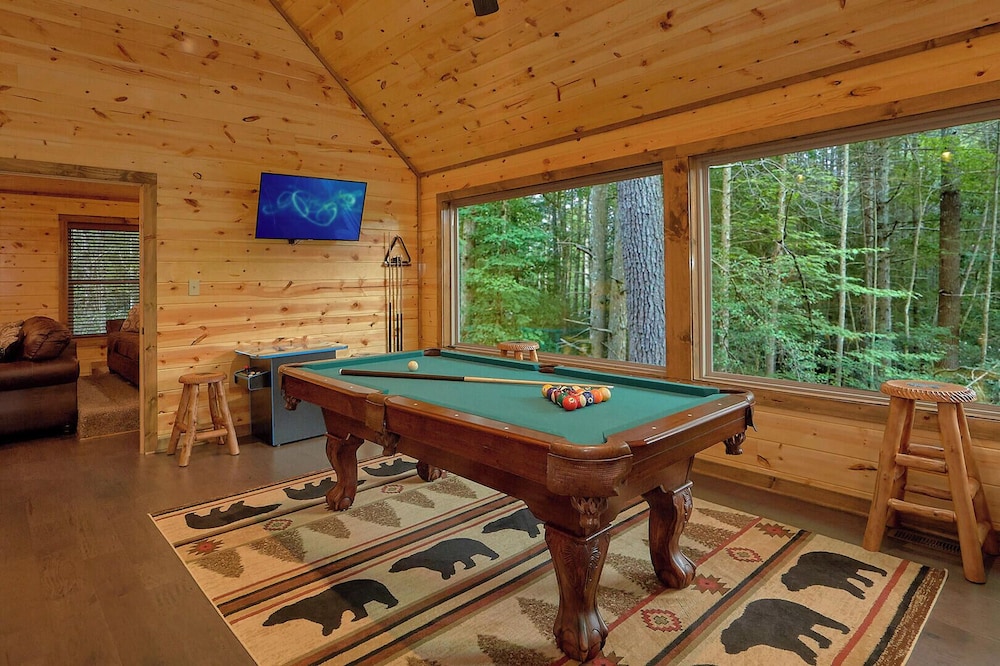 Adventure Lodge