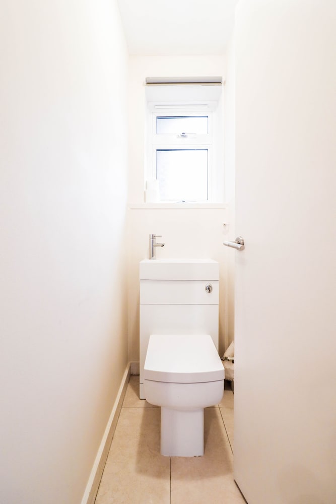 2 Bed Apartment in Russell Square
