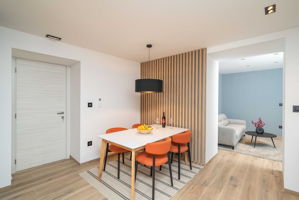 Apartments Villa Royale