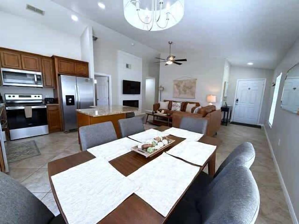 South Facing Updated Southern Dunes Villa