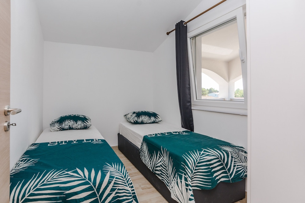 Apartments Budimir view 4