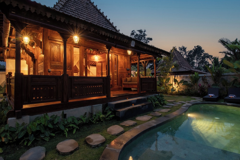 Embun Pagi Wooden Private Villas Ubud