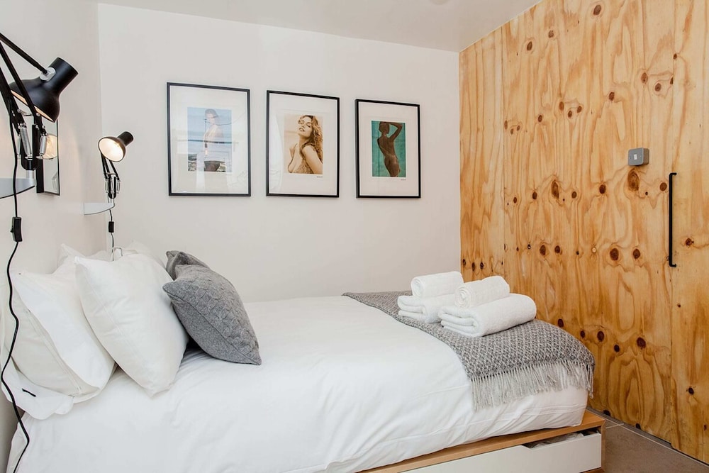 Modern Central 1 Bed in Clerkenwell - sleeps 4