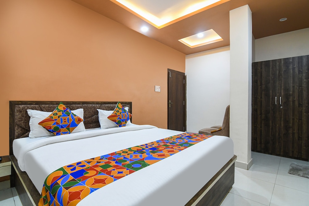 Fabhotel Cookwell