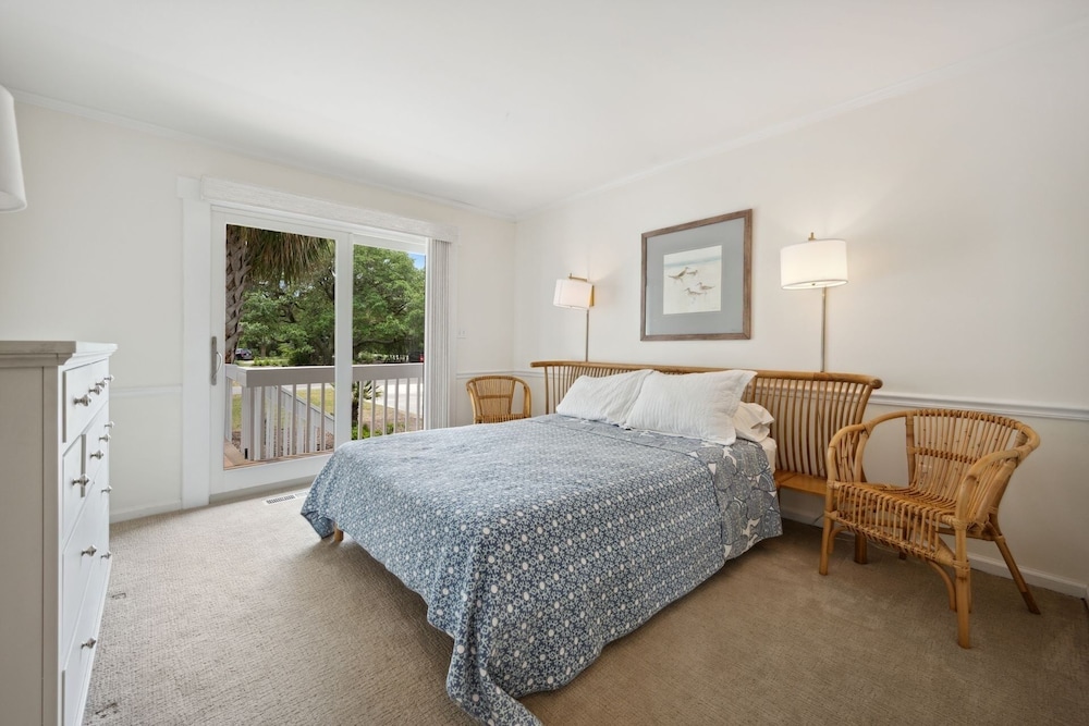 Hellenic Haven 6 Bedroom Home