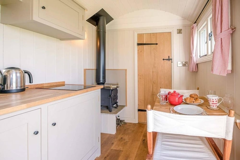 Thyme Shepherds Hut Boundary Farm Air Manage Suffolk view 5