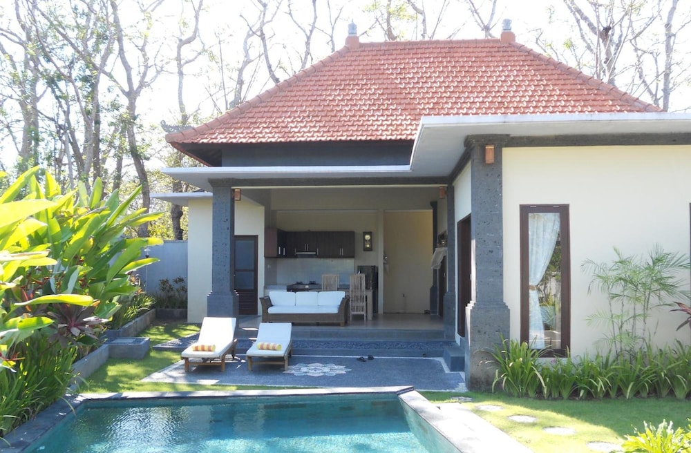 Avisaravilla and Guest House