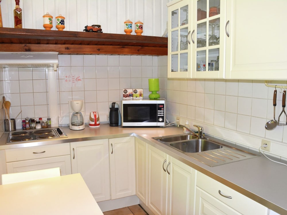 Cottage in the Heart of the Ardennes Woods view 4