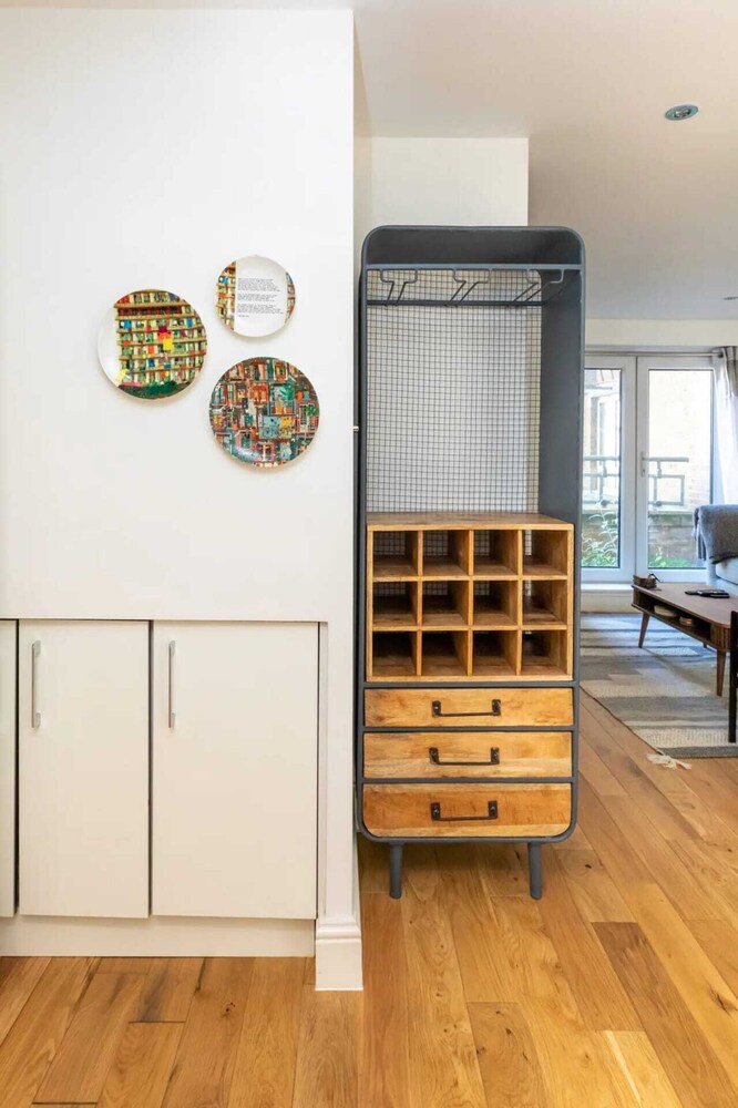 Modern & Spacious 2BD Flat - Westbourne Park