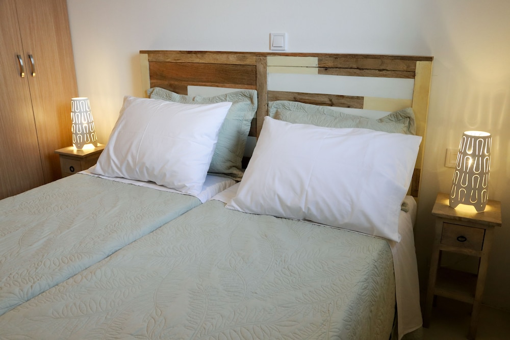 Vorino Luxury Villas view 5