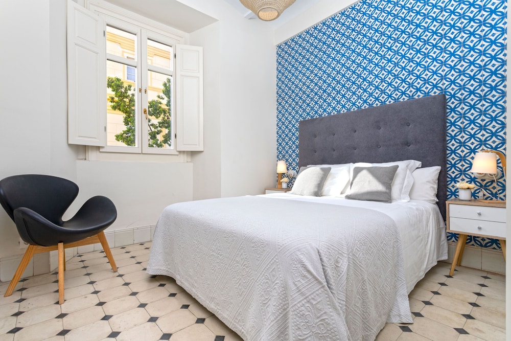 Genteel Home Cervantes