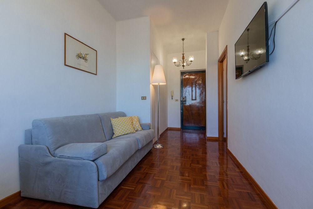 Cecchi 5 - Casa Cecchi