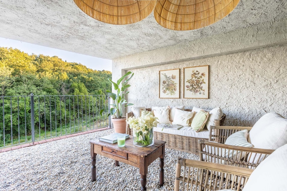 Villa Podere Falcione