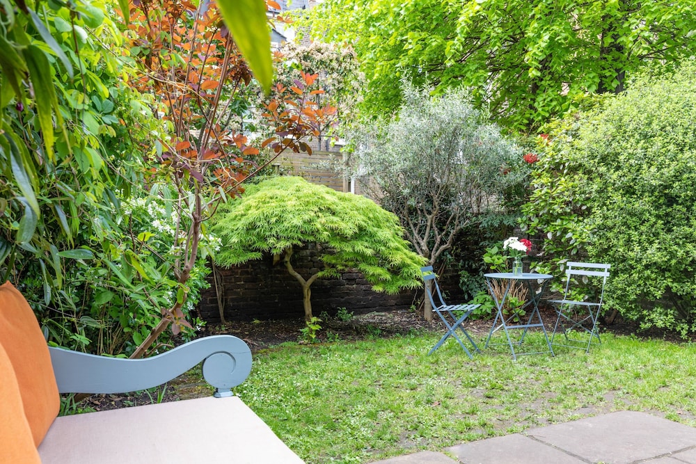 Poplar Grove II by Onefinestay