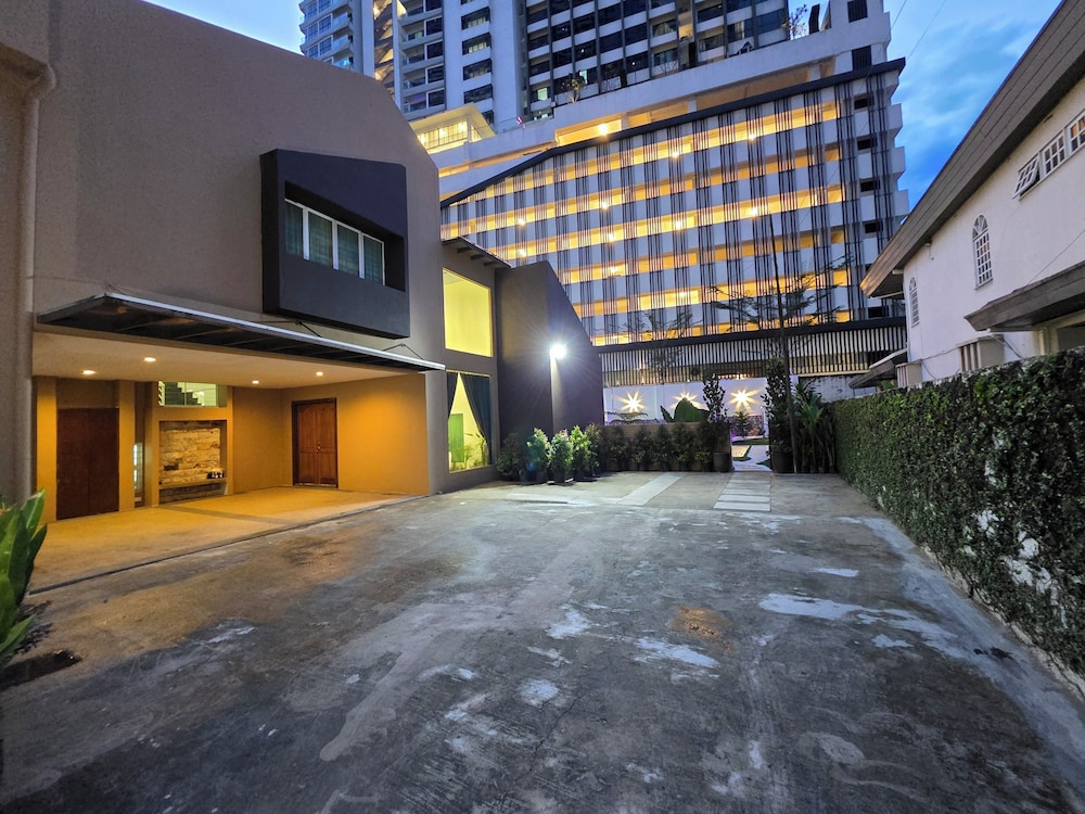 Perkasa Bungalow by Perkasa Ikon