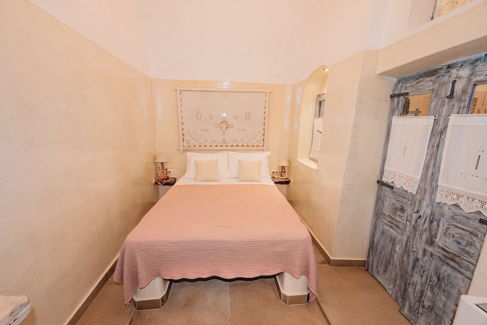 Luxury Villas Hariton