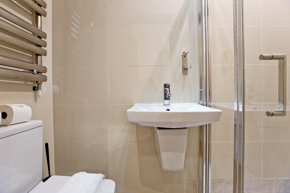 Imperial Earls Court Apartments