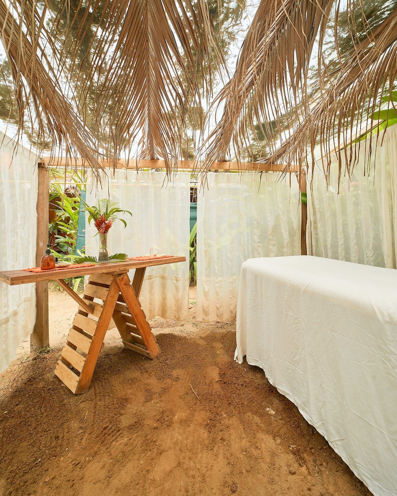 Playa 506 Beachfront Hostel