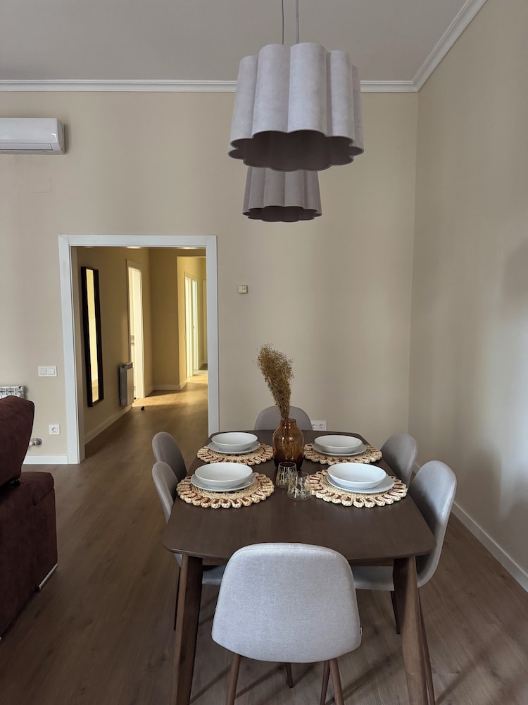 Anais Apartments by gaiarooms