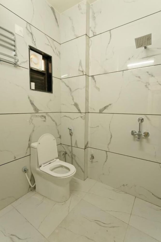 Alpine Stays By Oran Hotels