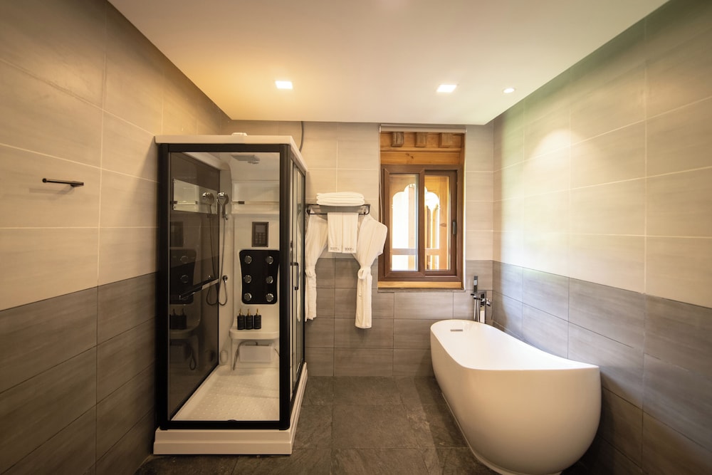 Rustic Roots Resort and Spa